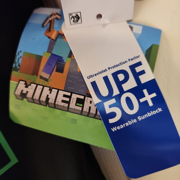 Minecraft Kids Creeper Graphic Swim Shirt T-Shirt UPF 50+ Black & Green Size S - Picture 4 of 6